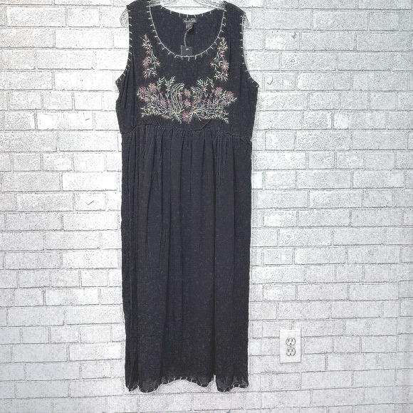 Rhea & Raina Dresses & Skirts - NWT Floral Embroidered Maxi Dress 1X Boho Cottage‎ India Artsy Lagenlook Rayon
